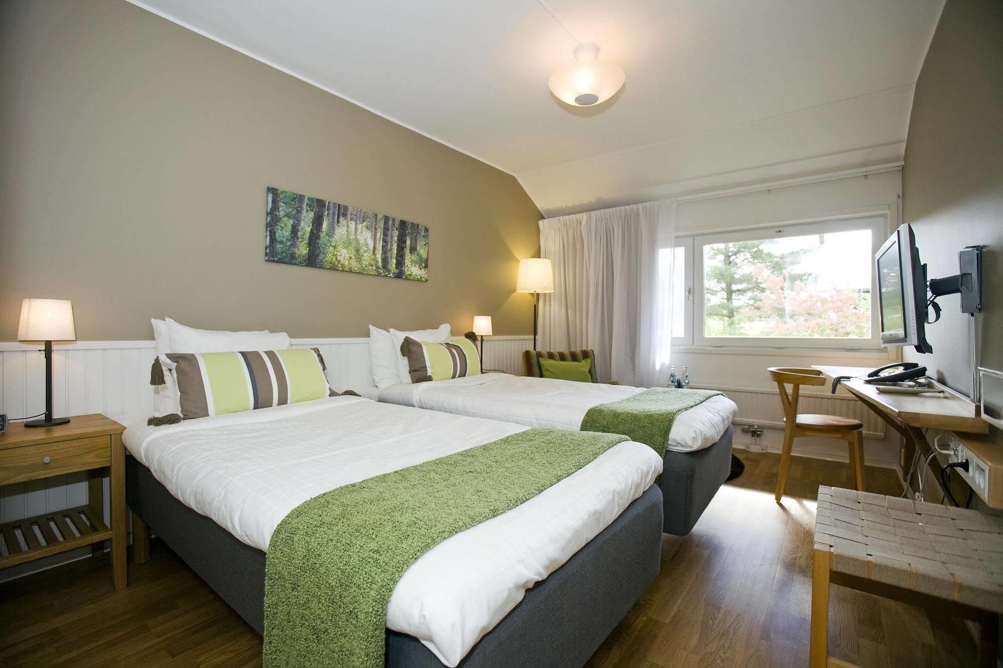 Djurhamn Djuroenaeset Hotell & Konferens מראה חיצוני תמונה