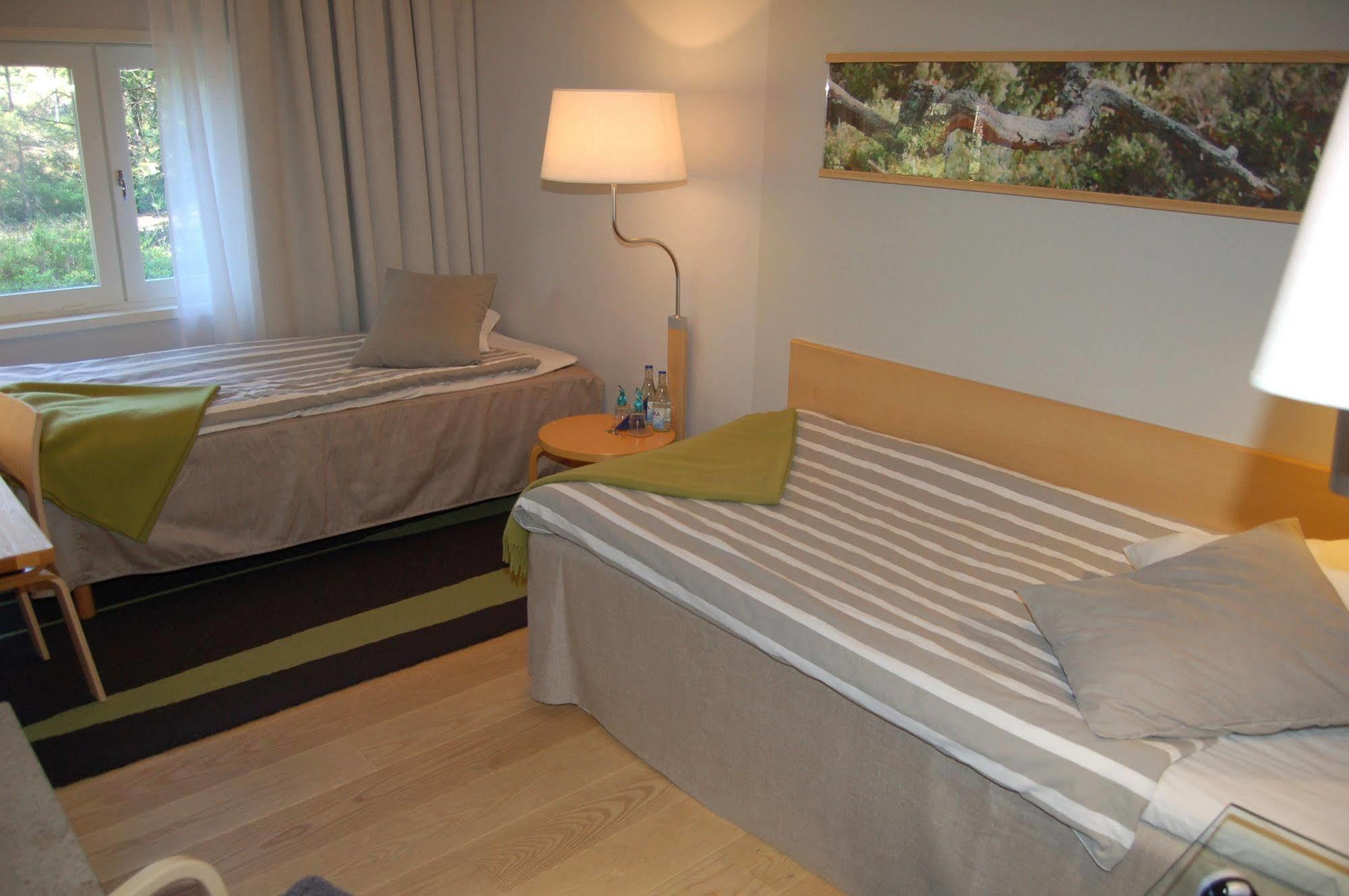 Djurhamn Djuroenaeset Hotell & Konferens מראה חיצוני תמונה